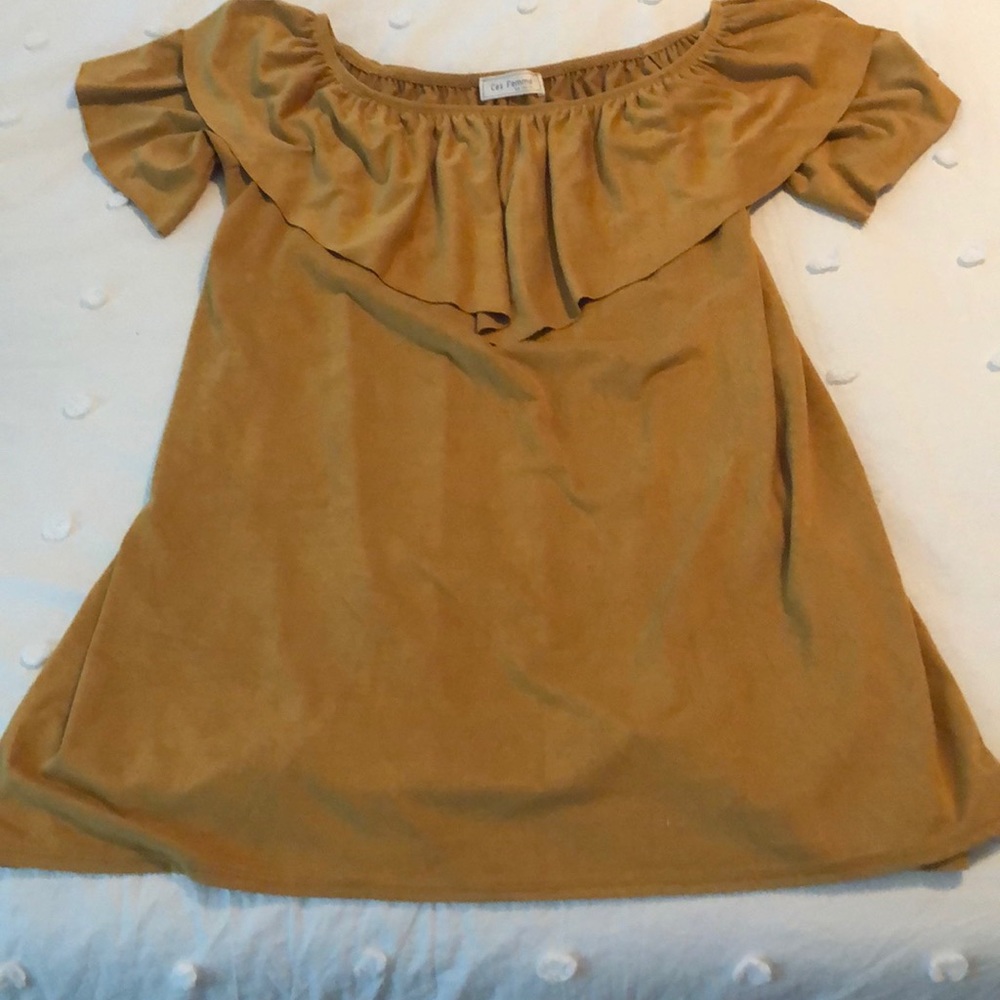Off the Shoulder boutique dress